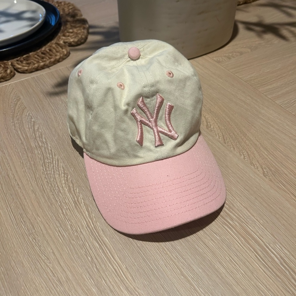 Yankees Pink and Cream Cap